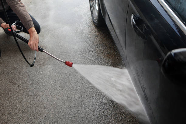 Best Residential Pressure Washing Services  in Hiawatha, KS