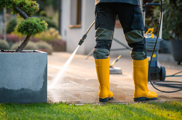 Best Fence Pressure Washing  in Hiawatha, KS